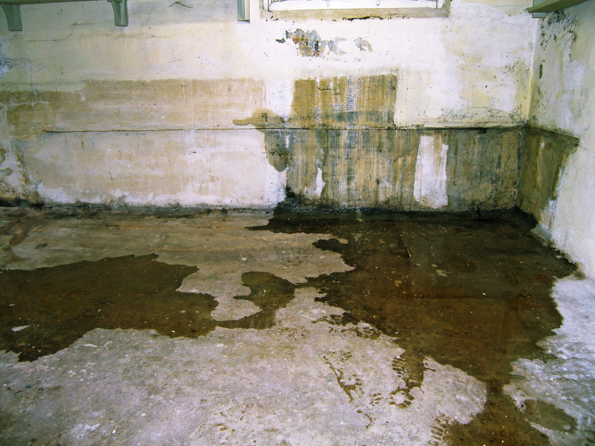 Leaking basement